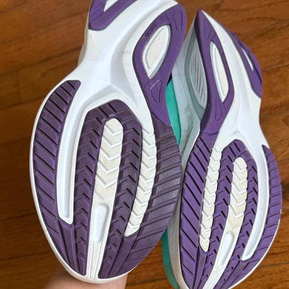 Saucony Women's Aqua Athletic Shoes - Picture 5 of 5